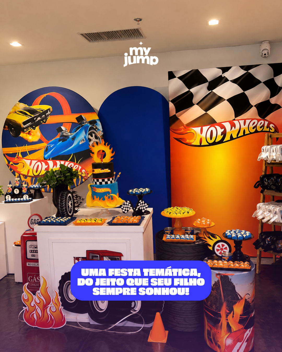 Festa temática Hot Wheels montada no espaço de eventos do My Jump